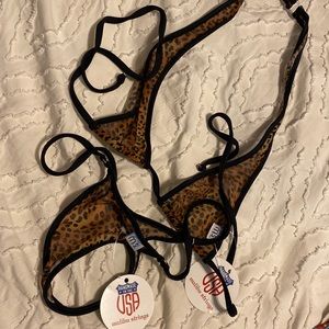 Malibustrings bikini